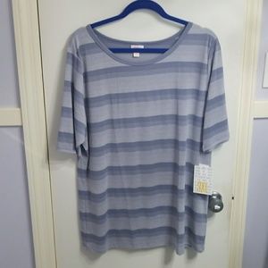 Bnwt. 3XL Lularoe Gigi top.